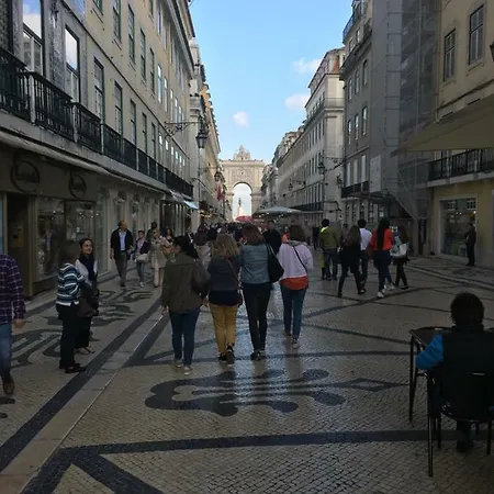 Center Modern Art 公寓