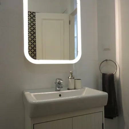 Center Modern Art Apartment Lisbon